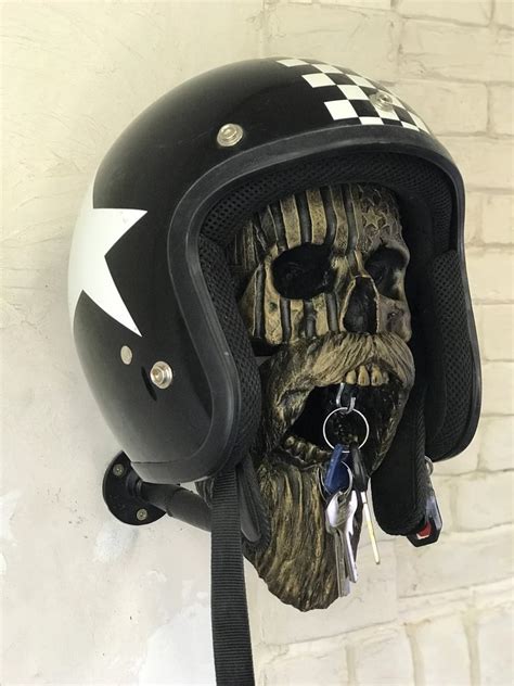 BeardyG™ Skull Helmet Rack